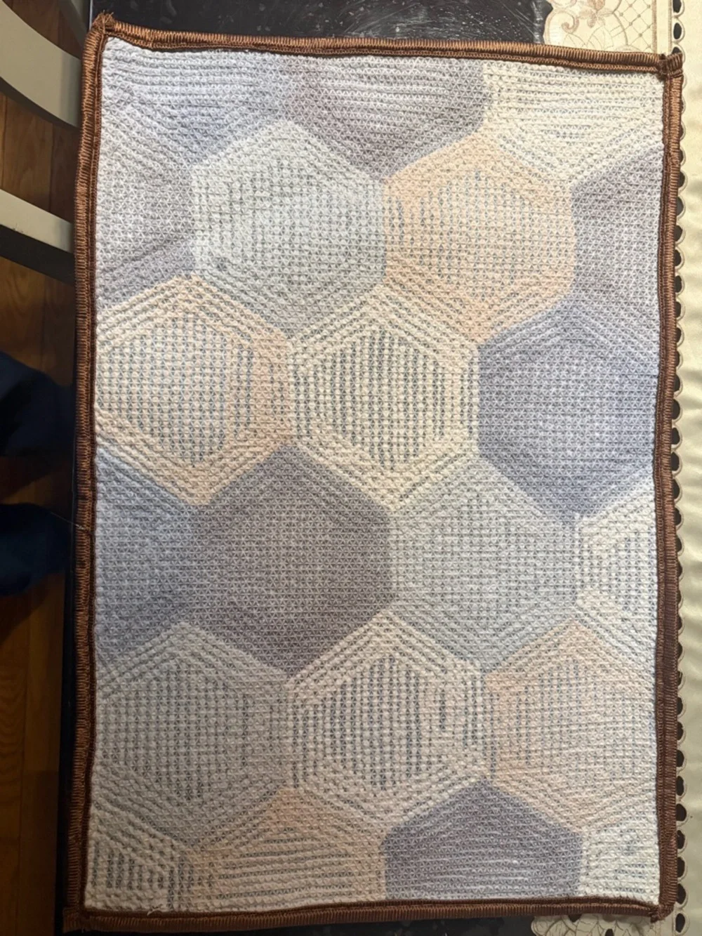 Hexagon Pattern Tufted Bath Rug in Cream, Gray, Navy & Tan 24x16 Inch